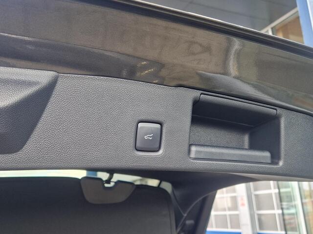 Ford KUGA 2.5 PHEV ST-Line X Winterpack | Adaptieve Cruise | AGR stoelen | Elektrische Achterklep | 2.100kg Trekgewicht | Nederlandse auto | Dodehoekherkenning