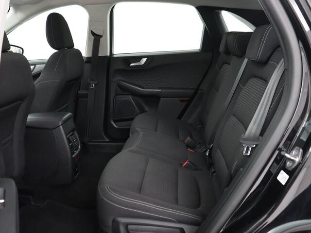 Ford KUGA 2.5 PHEV Titanium | SOH 91,5% | Trekhaak | Stoelverwarming | Adaptive cruise | Camera | Caplay | Navigatie | Dodehoek detectie | Keyless | Digital Cockpit | Achterbankverwarming | Plug In