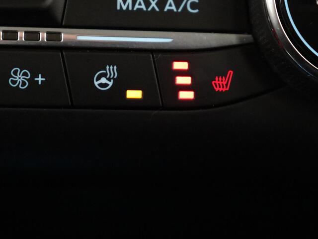 Ford KUGA 2.5 PHEV Titanium | SOH 91,5% | Trekhaak | Stoelverwarming | Adaptive cruise | Camera | Caplay | Navigatie | Dodehoek detectie | Keyless | Digital Cockpit | Achterbankverwarming | Plug In