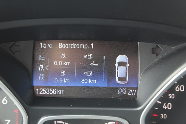Ford KUGA 1.5 EcoBoost ST Line , 150pk , 2000kg Trekgewicht Climate control ,Cruise control , Camera Trekhaak Stoel,stuur en voorruit verwarming