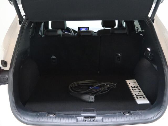 Ford KUGA 2.5 PHEV ST-Line X | Trekhaak | Panoramadak | Winterpakket | Cruise Control Adaptief | Elektr. Achterklep |