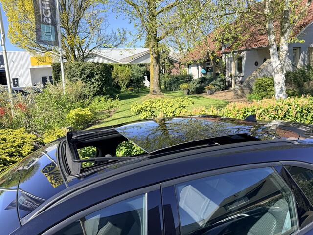 Ford KUGA 2.5 PHEV ST-Line 224PK PanooACCoTrekhaak