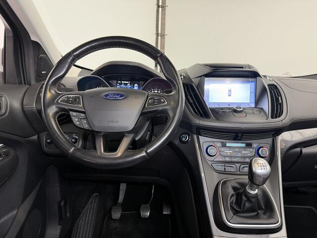Ford KUGA 1.5 EcoBoost Vignale Pano Zeer Compleet