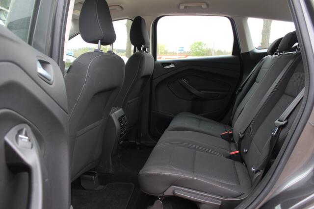 Ford KUGA 1.5 EcoBoost Trend Ultimate / Trekhaak / Navigatie / Parkeerhulp achter / 17'' / Bluetooth / Cruise Control