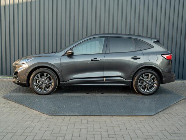 Ford KUGA 1.5 EcoBoost ST-Line | Trekhaak wegkl. | Stuur & Stoel verw. | Elk. A-klep | Camera | Prijs Rijklaar!!