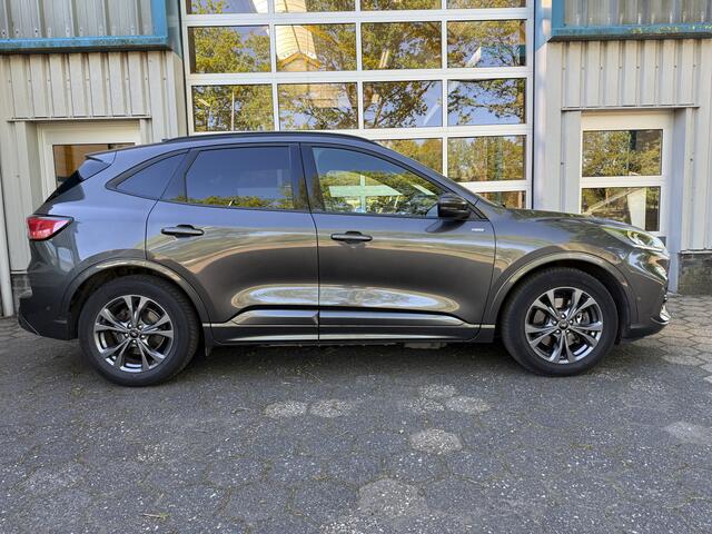 Ford KUGA 2.5 PHEV ST-Line X
