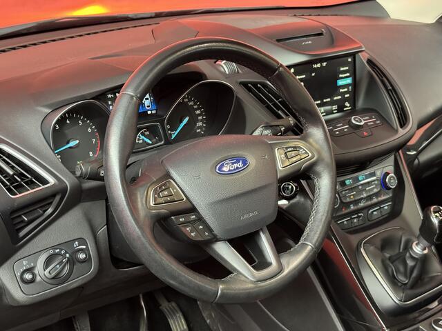 Ford KUGA 1.5 EcoBoost Titanium | Navigatie | Climate Control | Trekhaak | 2000KG trekgewicht |
