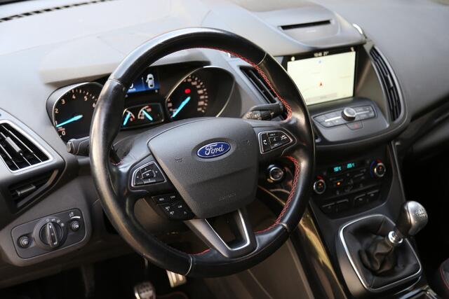 Ford KUGA 1.5 EcoBoost ST Line Navi Camera