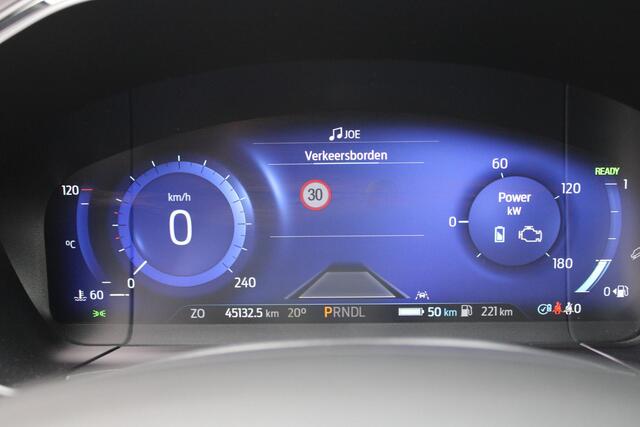 Ford KUGA 2.5 PHEV 225PK ST-LINE X | ELEKTRISCH WEGKLAPBARE TREKHAAK | NAVIGATIE | WINTER PACK: VOORRUIT/STUUR/STOEL VERWARMING | ACHTERBANK VERWARMING | DODEHOEKDETECTIE | CAMERA VOOR + ACHTER | KEYLESS ENTRY/START | RODE REMKLAUWEN | ADAPTIVE CRUISE CONTROL | DAB