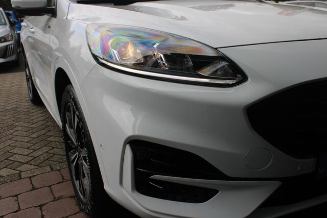 Ford KUGA 2.5 PHEV 225PK ST-LINE X | ELEKTRISCH WEGKLAPBARE TREKHAAK | NAVIGATIE | WINTER PACK: VOORRUIT/STUUR/STOEL VERWARMING | ACHTERBANK VERWARMING | DODEHOEKDETECTIE | CAMERA VOOR + ACHTER | KEYLESS ENTRY/START | RODE REMKLAUWEN | ADAPTIVE CRUISE CONTROL | DAB