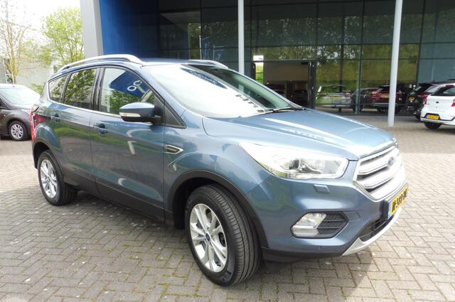 Ford KUGA 1.5 180p 4WD Automaat Xenon Elek.trekhaak Elek.klep Winter-Pack bomvol unieke auto