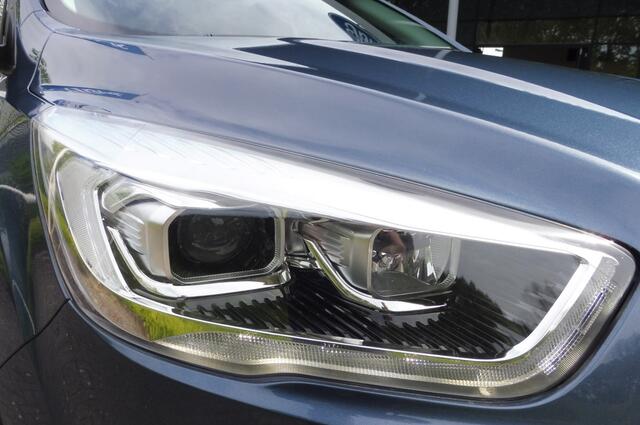 Ford KUGA 1.5 180p 4WD Automaat Xenon Elek.trekhaak Elek.klep Winter-Pack bomvol unieke auto