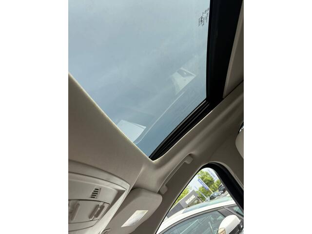 Ford KUGA 1.5 EcoBoost Vignale iAWD 182pk Automaat | Trekhaak | Adapt. Cruise | Panodak | Vol leder | Dodehoek | Driver Assistance Pack | etc. etc.