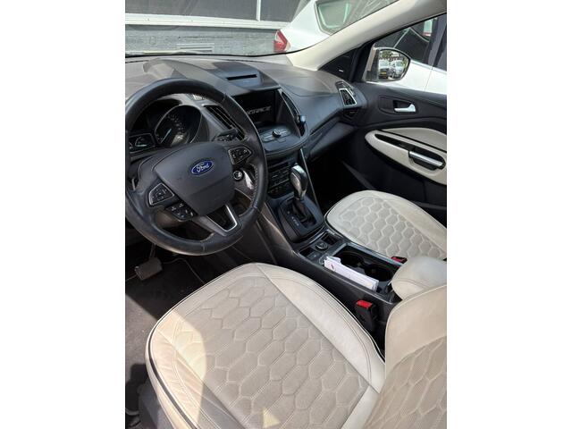Ford KUGA 1.5 EcoBoost Vignale iAWD 182pk Automaat | Trekhaak | Adapt. Cruise | Panodak | Vol leder | Dodehoek | Driver Assistance Pack | etc. etc.