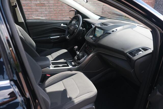 Ford KUGA 1.5 EcoBoost 120pk Trend Ultimate | Navi | App Connect | Climate | Cruise | PDC | Winter Pakket | Trekhaak