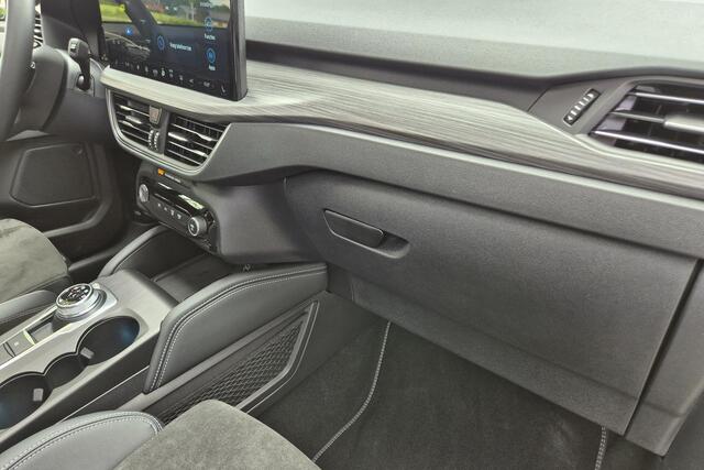 Ford KUGA 2.5 PHEV Active-X AGR Stoelen/Panoramadak/Winter-Tech pack