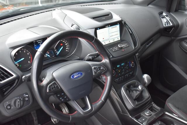 Ford KUGA 1.5 ST Line ECC 18" LMV NAVI LEDER TOP!