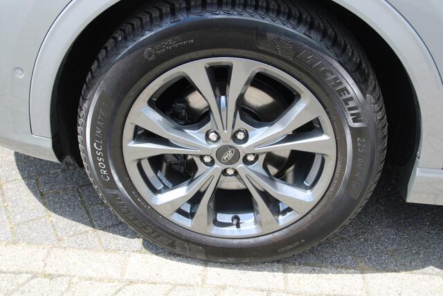 Ford KUGA 1.5 EcoBoost 150 PK ST-Line X TREKHAAK | ADAPTIEVE CRUISE | BLIS| B&O AUDIO