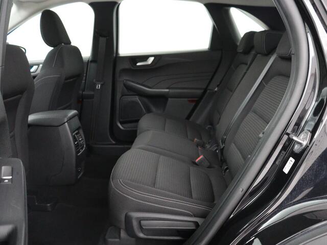 Ford KUGA 2.5 PHEV Titanium | SOH 89,2% | Carplay | Camera | Digital Cockpit | Navigatie | Parkeerhulp | Climate control | Bluetooth | Cruise control | LED | Plug In