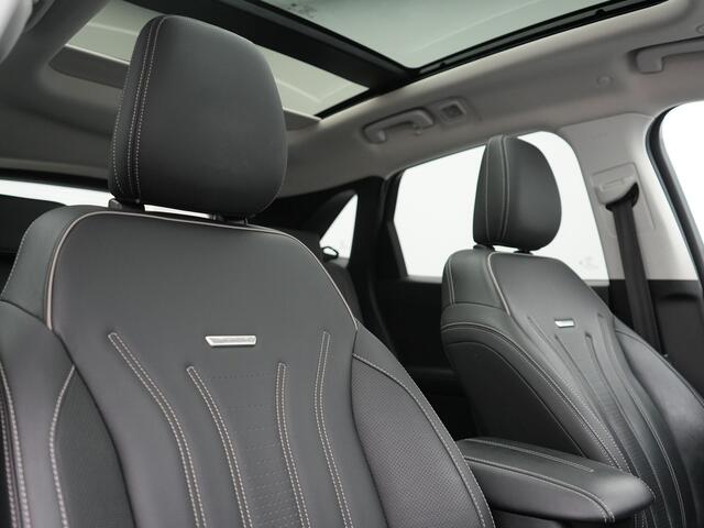 Ford KUGA 2.5 Vignale PHEV 225pk Dealer O.H. | Panodak | Head Up | Camera | Bang & Olufsen | Lederen Sportstoelen Memory & Verwarmd | Stuur Verwarmd | Keyless | Apple Carplay | Navigatie | DAB | Plug In Hybrid |