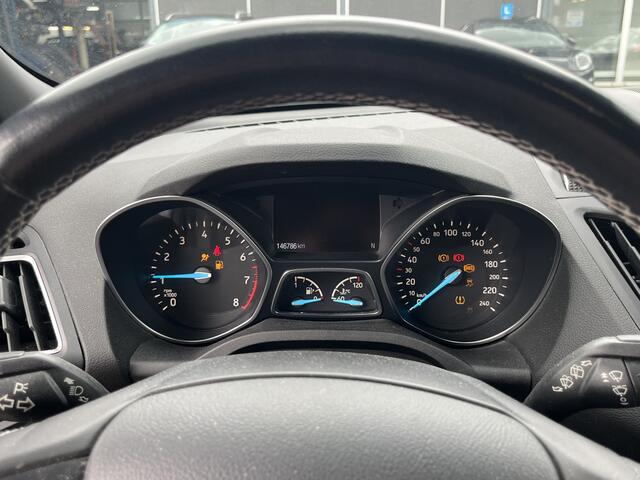 Ford KUGA 1.5 EcoBoost ST Line | Panodak | Trekhaak | Elek. achterklep | Bi-Xenon | Camera | etc. etc.