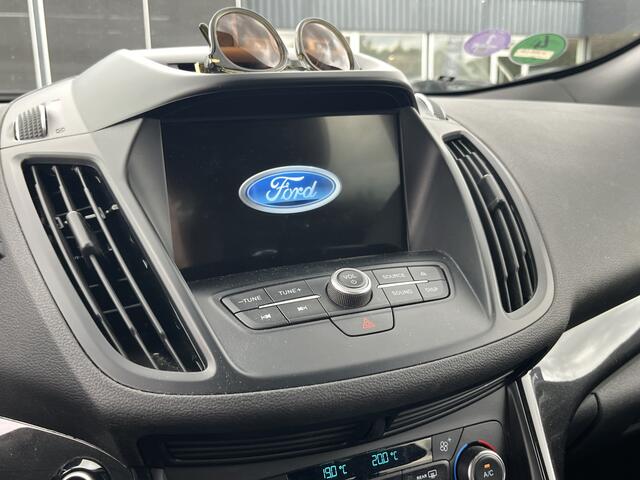 Ford KUGA 1.5 EcoBoost ST Line | Panodak | Trekhaak | Elek. achterklep | Bi-Xenon | Camera | etc. etc.