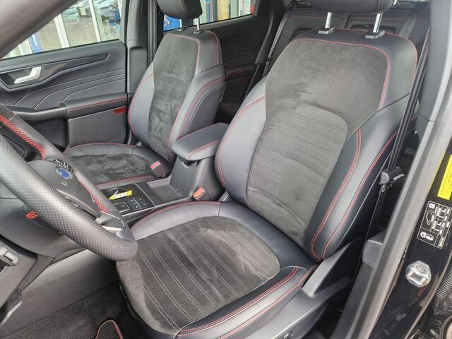 Ford KUGA 2.5 PHEV ST-Line X | Black Pack | 20 inch LMV Black met rode remklauwen | Elektrisch wegklapbare trekhaak | Winter Pack | Blind Spot System | Koplampen adaptief | Elektrische achterklep