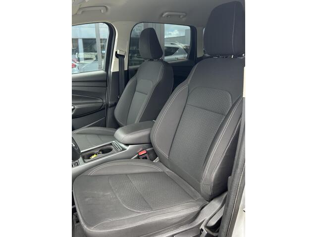 Ford KUGA 1.5 EcoBoost Trend Ultimate | Trekhaak | Navigatie | Voorruitverwarming | Cruise Control | Climate Control | Parkeersenoren | 2 Sleutels | NAP |