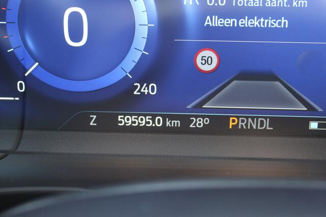 Ford KUGA 2.5 225 pk Titanium X PHEV Plug-in Hybrid Trekhaak, Winter Pack, Driver Ass. Pack, Adap. Cruise Control, Climate Control, Camera