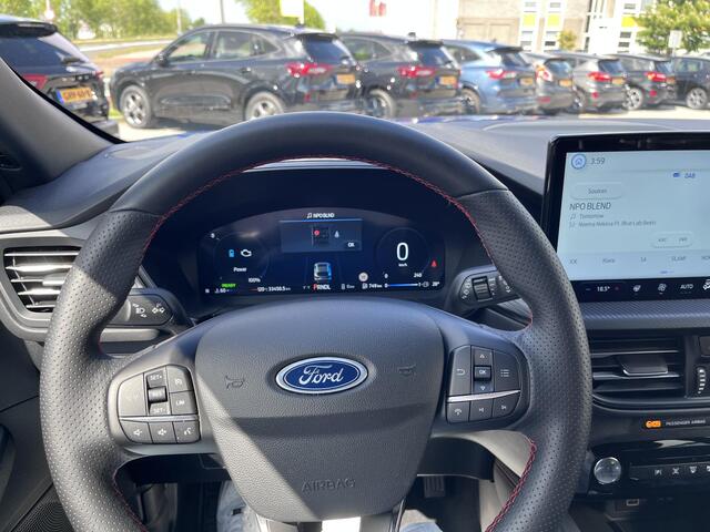 Ford KUGA 2.5 PHEV ST-Line 243pk | Winterpack | Wegklapbare Trekhaak | Orig. NL auto