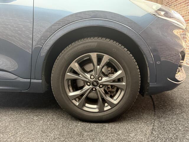 Ford KUGA 2.5 PHEV ST-Line X
