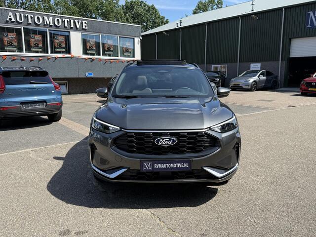 Ford KUGA ST Line X VAN:49.000,- VOOR:41.770,- UW WKVOORDEEL: 7.230| 360 GRADEN CAMERA | PANORAMA DAK | ADAPT. CRUISE CONTROL | STOEL & STUUR VERWARMING | SNEL LEVERBAAR|