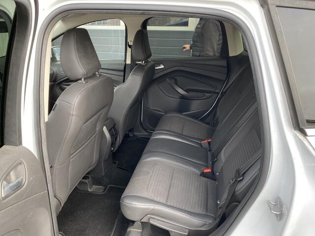 Ford KUGA 1.5 EcoB. ST Line Dealer onderhouden