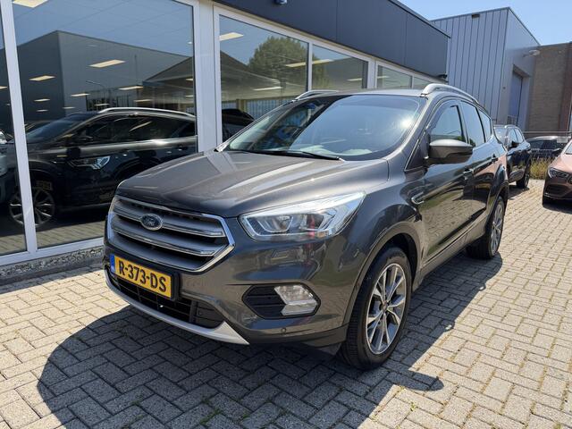 Ford KUGA 1.5 EcoBoost ST Line 2000 kg trekgewicht