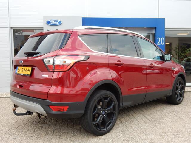 Ford KUGA 150PK EcoBoost Titanium | Xenon | Trekhaak | Elektr. achterklep | Adapt.cruise | Half leder | Camera |
