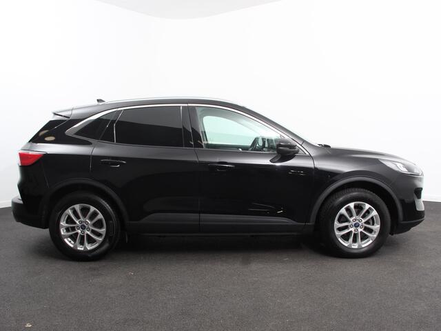 Ford KUGA 2.5 PHEV Vignale Climate control Adaptieve cruise control Led Lichtmetalen velgen Parkeersensoren Camera Stoelverwarming Stuurverwarming Navigatie Apple carplay/ Android Auto Trekhaak