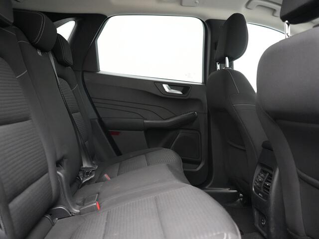 Ford KUGA 2.5 PHEV Titanium 225pk Dealer O.H | Adaptive Cruise | 360 Camera | BLIS | Stoelen & Stuur Verwarmd | Keyless | Pilot Assist | Navigatie | Apple Carplay | Virtual | DAB | 17"L.M | Plug In Hybrid |