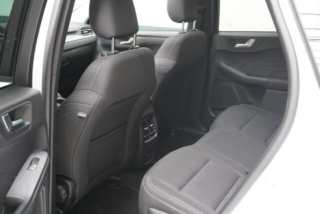 Ford KUGA 2.5 PHEV Titanium | SoH 75% | Panoramadak | Trekhaak | Carplay | Blind-Spot | Winter-pack