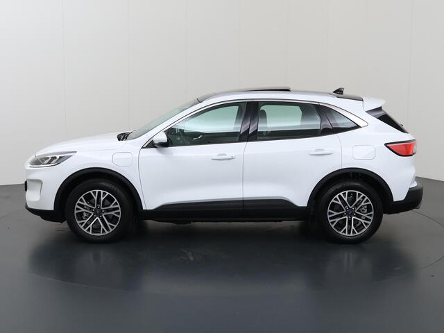 Ford KUGA 2.5 PHEV Titanium | Trekhaak | Panoramadak | Winterpakket | Head-Up | 18" Lichtmetalen Velgen | Navigatie | Parkeercamera |