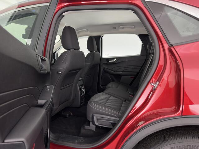 Ford KUGA 2.5 PHEV Titanium (Plug-in) (INCL-BTW) *DIGI-COCKPIT | ADAPTIVE-CRUISE | BLINDSPOT | PARK-PILOT | CAMERA | NAVI-FULLMAP | HEATED-SEATS | COMFORT-SEATS | ECC | CARPLAY | PDC | DAB | LANE-ASSIST | TOWBAR | 18''ALU*