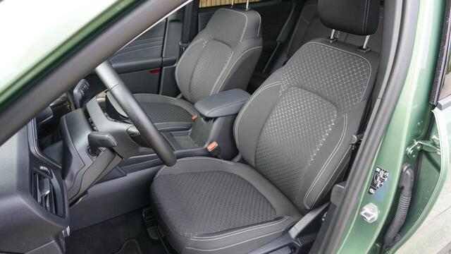 Ford KUGA 2.5 PHEV 242Pk Titanium Pano Elek trekhaak Keyless *NL auto* stuurverw 360 Camera Cruise Led *34626km* Erg nette Kuga
