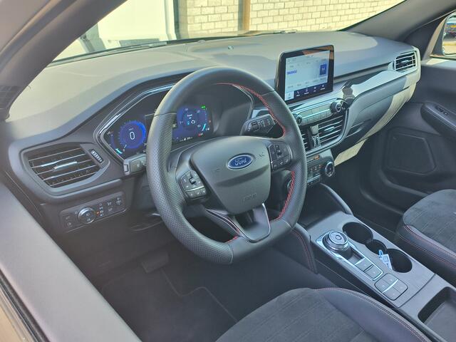 Ford KUGA 2.5 PHEV ST-Line uit 2023 Rijklaar + 12 maanden Bovag-garantie Henk Jongen Auto's in Helmond, al 50 jaar service zoals 't hoort!