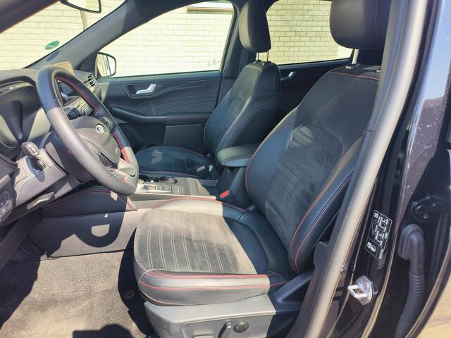 Ford KUGA 2.5 PHEV ST-Line uit 2023 Rijklaar + 12 maanden Bovag-garantie Henk Jongen Auto's in Helmond, al 50 jaar service zoals 't hoort!