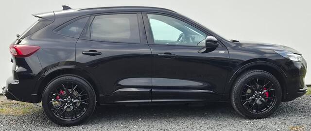 Ford KUGA 2.5 PHEV ST-Line X Black Pack - Trekhaak - 360 Camera - ACC - Privacy Glas - 20 Inch Wielen - Dodehoek Detectie - Winter Pack - Achterbank verwarming - AGR Stoelen - 2100 KG Trekvermogen