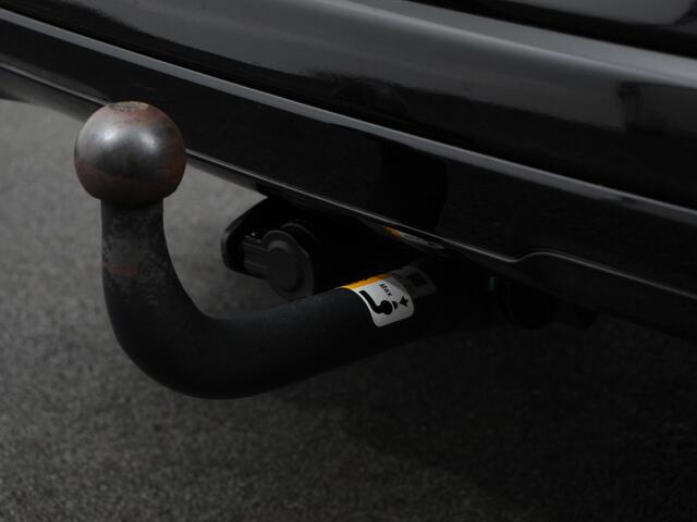 Ford KUGA 2.5 PHEV ST-Line X AUtomaat B&O Climate Control Navigatie Camera Elektrische Achterklep Verwarmbare voorstoelen Parkeersensoren voor & achter Verwarmbare voorruit Lichtmetalen velgen Trekhaak