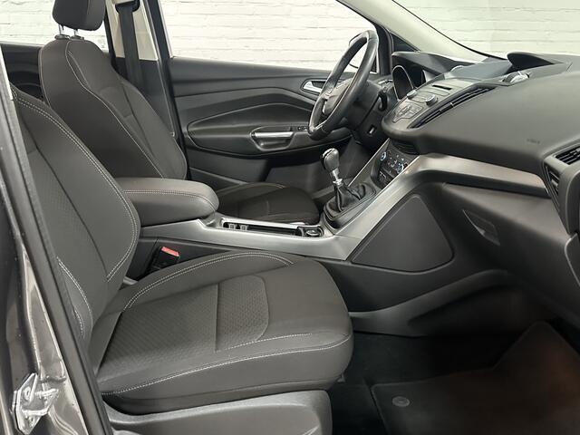 Ford KUGA 1.5 EcoBoost CLIMA / CRUISE / TREKHAAK