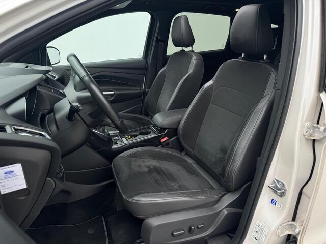 Ford KUGA 1.5 EcoBoost ST-Line | Trekhaak | 2.000KG Trekgewicht! | Verwarmde Voorruit | Camera | Adapt. Cruise | Pano | Nw. geleverd | 100% dealeronderhouden |