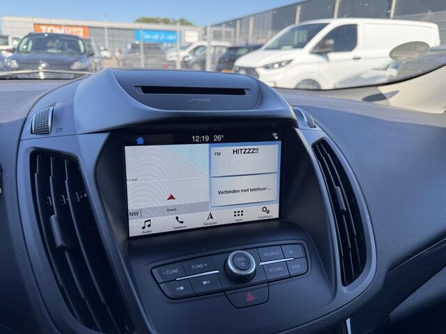Ford KUGA 1.5 EcoBoost Titanium | Wegklapbare Trekhaak | Stoelverwarming | Cruise Control | Navigatie | Parkeersensoren |