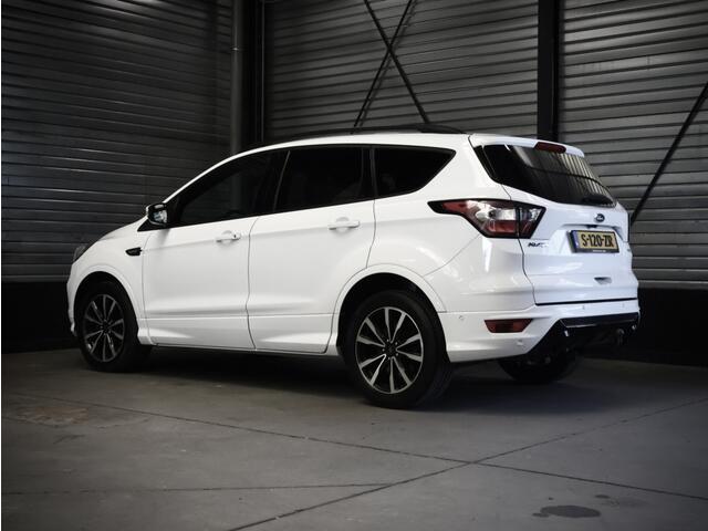 Ford KUGA 1.5 EcoB. ST Line | Carplay | Trekhaak | DAB | Stuurverwarming | Sony audio |