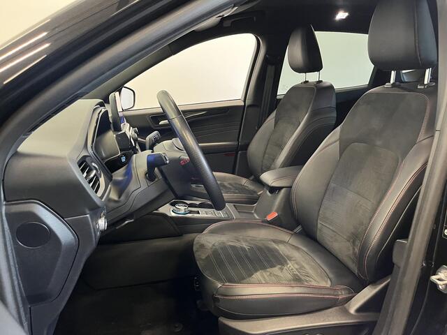 Ford KUGA 2.5 224pk Automaat PHEV ST-Line Adaptieve cruise control Parkeersensoren Navigatie LED Climate control